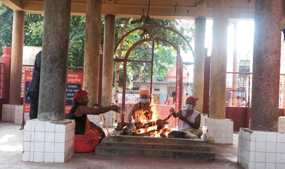 कोरोना महामारी नियन्त्रणका लागि ‘पूजा’