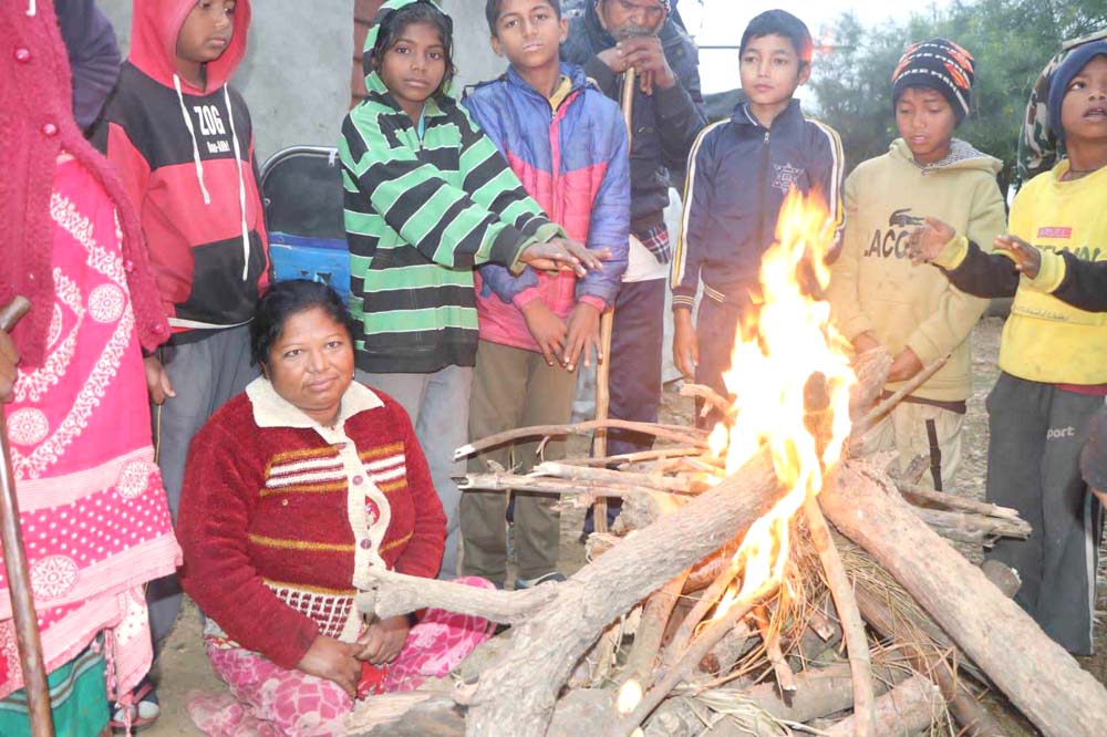 जाडोमा सेनाले मिलायो आगो ताप्ने व्यवस्था